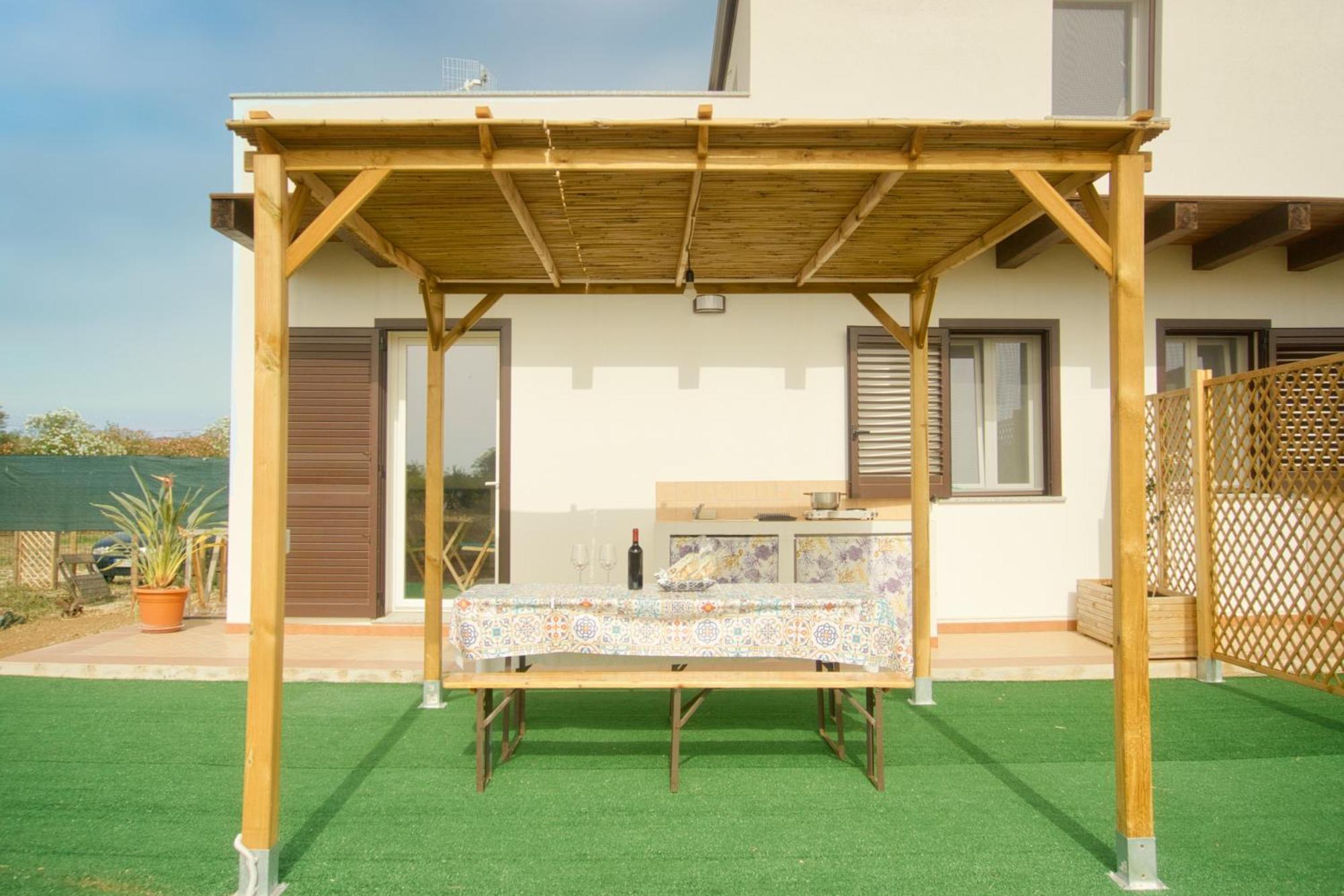 Guesthouse I Tramonti Olmedo Exterior photo
